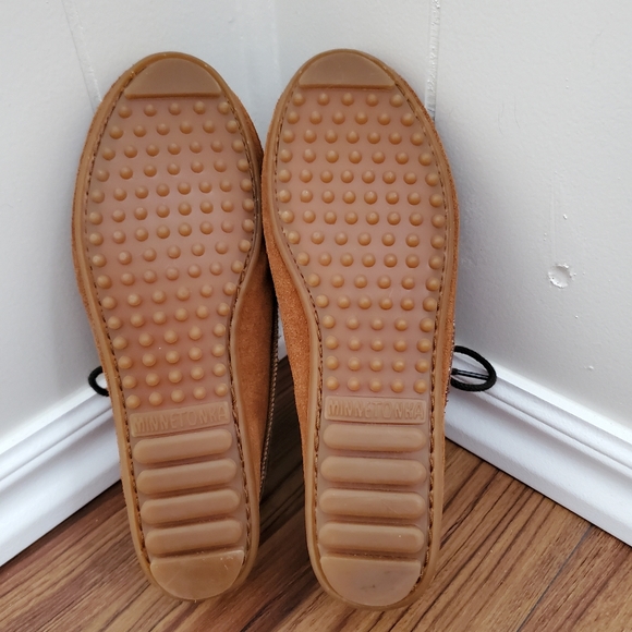 Minnetoka Hard Bottom Moccasins Women's 5.5 Brown Southwestern Detail - Picture 10 of 10